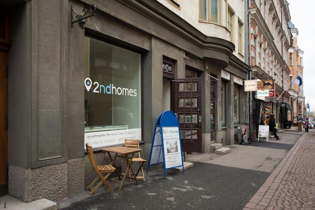 2Ndhomes Cozy & Compact Top Floor Studio In Erottaja เฮลซิงกิ ภายนอก รูปภาพ